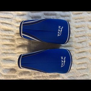 Weightlifting knee sleeves